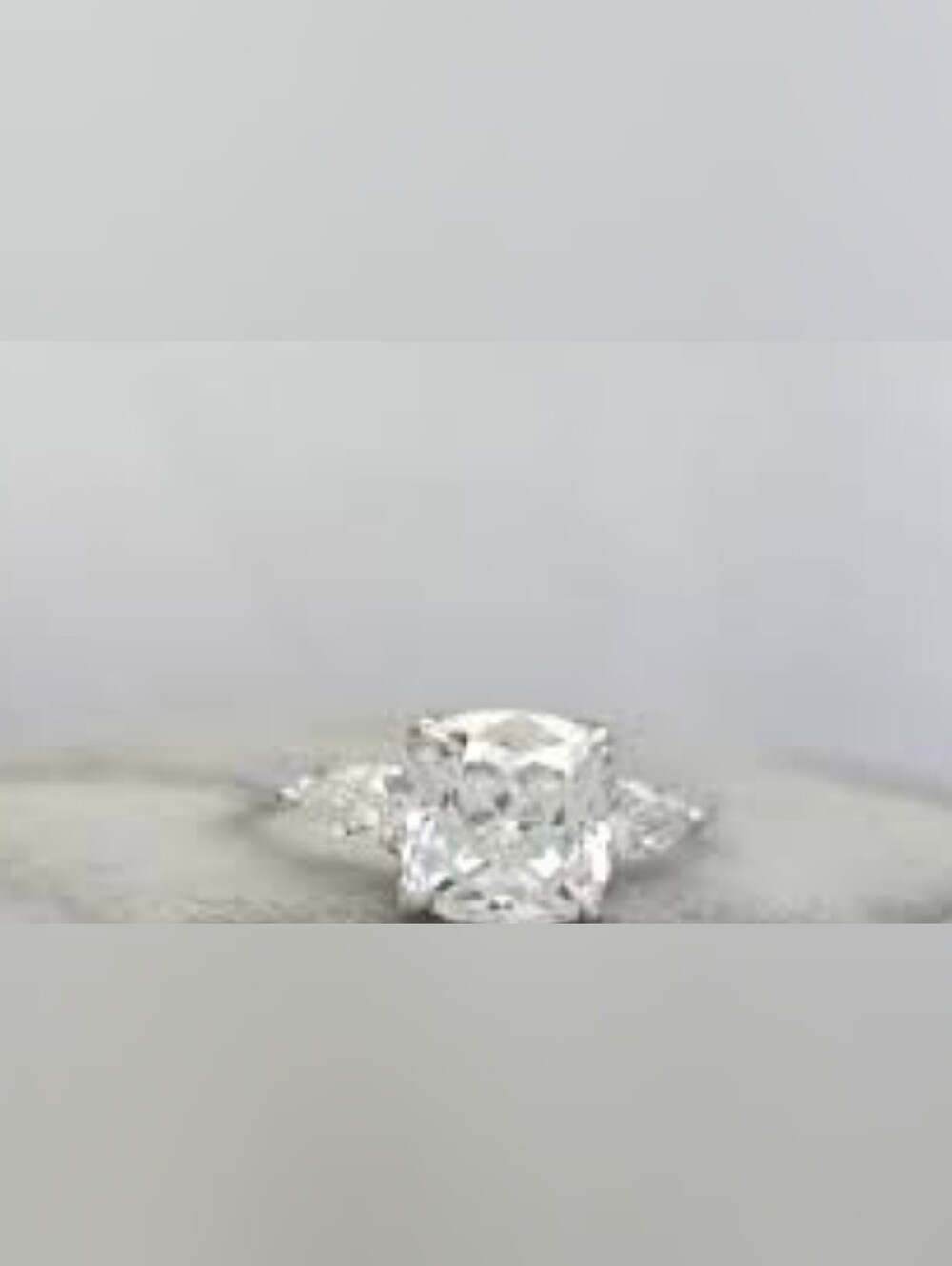 $8 Each Or Bundle 5/$20 Dainty Classic White Crystal Solitaire Ring